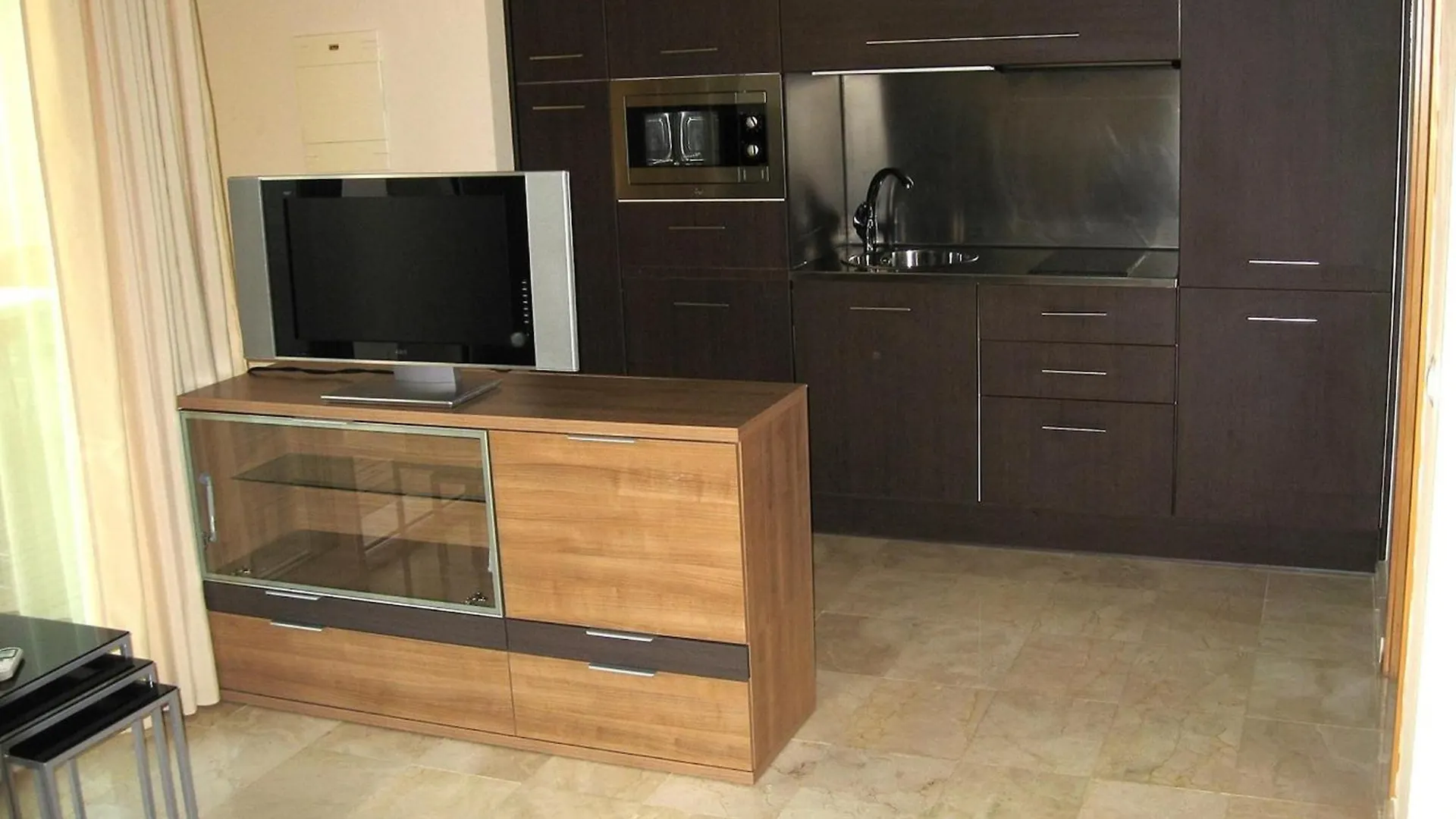 Apartment Facing The Pool L' Escala